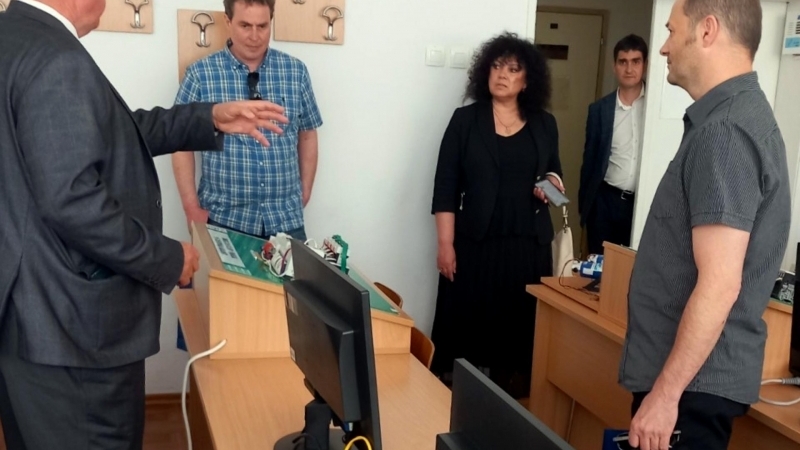 Община Русе изпълнява мащабен проект за подмяна на уличното осветление